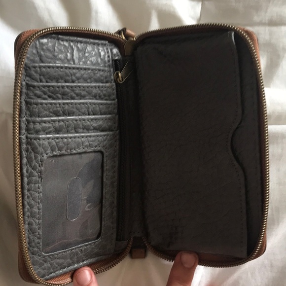 Bundle of 3 wallets - Picture 3 of 6